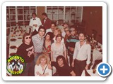 Almir Rog�rio, Ovelha, Marcos Roberto, Tony Damito, Valdirene, Anisio, Nicinha, Pascoal e alguns amigos da R�dio Aparecida em 1980