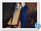 Herrera tocando na 15� Festival na cidade que ele nasceu, em Villa Rica, Guaira, Paraguay