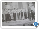 Atua��o e posterior acompanhamento aos cantores Agnaldo Raiol e Moacyr Franco - 1970