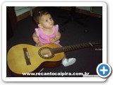 Maria Eduarda (Neta de Ramiro Vi�la) aos 8 meses de idade quando ganhou sua primeira violinha do av�