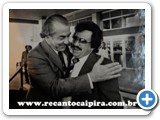 Teixeirinha ao lado de Leonel Brizola
